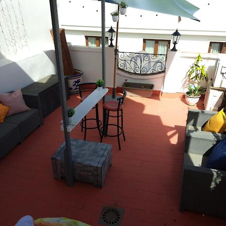 Hostal Montys Нерха Екстериор снимка
