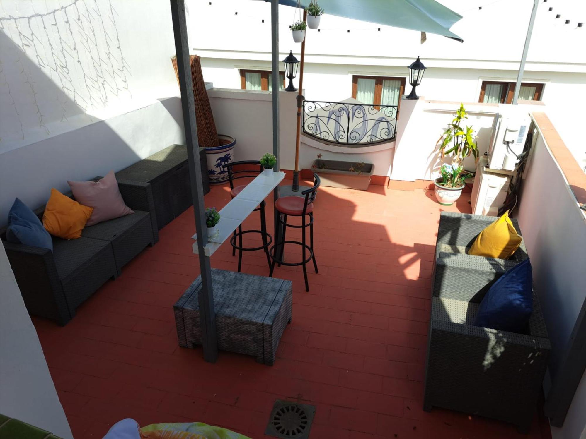 Hostal Montys Нерха Екстериор снимка