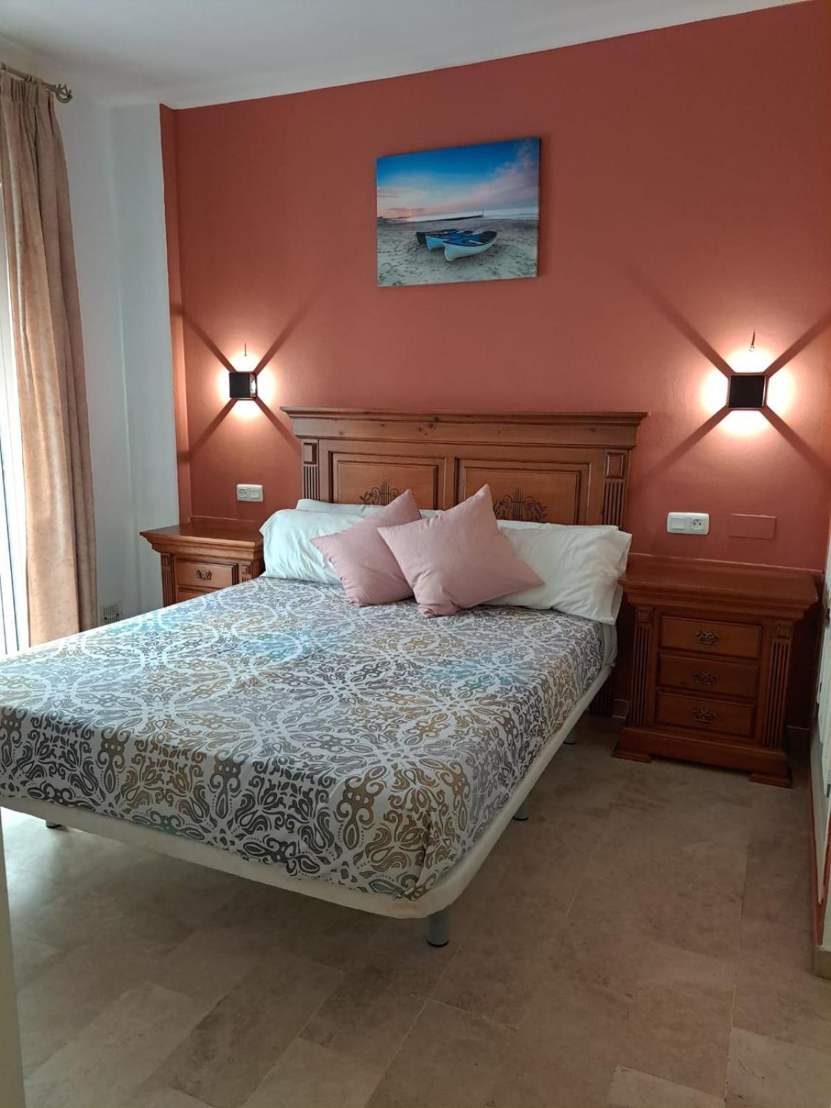 Hostal Montys Нерха Екстериор снимка